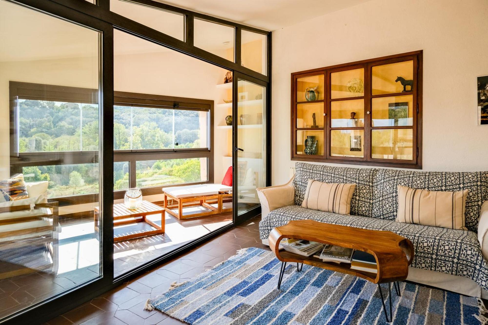 10 Del Pont Alojamiento Con Vistas Panoramicas 贝萨卢 外观 照片